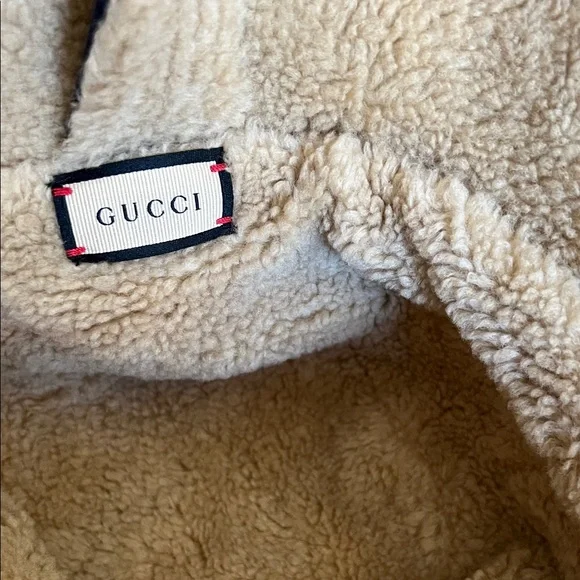 Gucci Women's Navy blue and Tan Bucket Hat - Picture 6 of 9